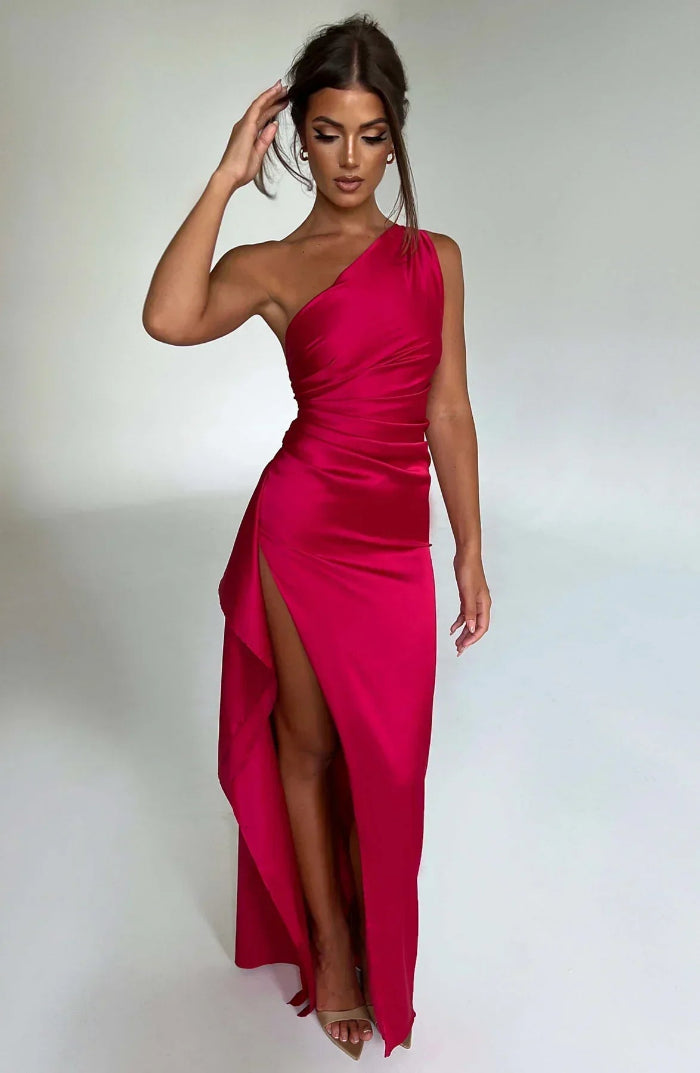 Abito lungo monospalla da donna con spacco elegante