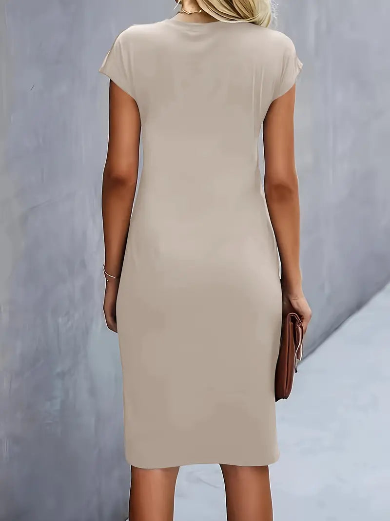 Abito midi da donna con drappeggio laterale