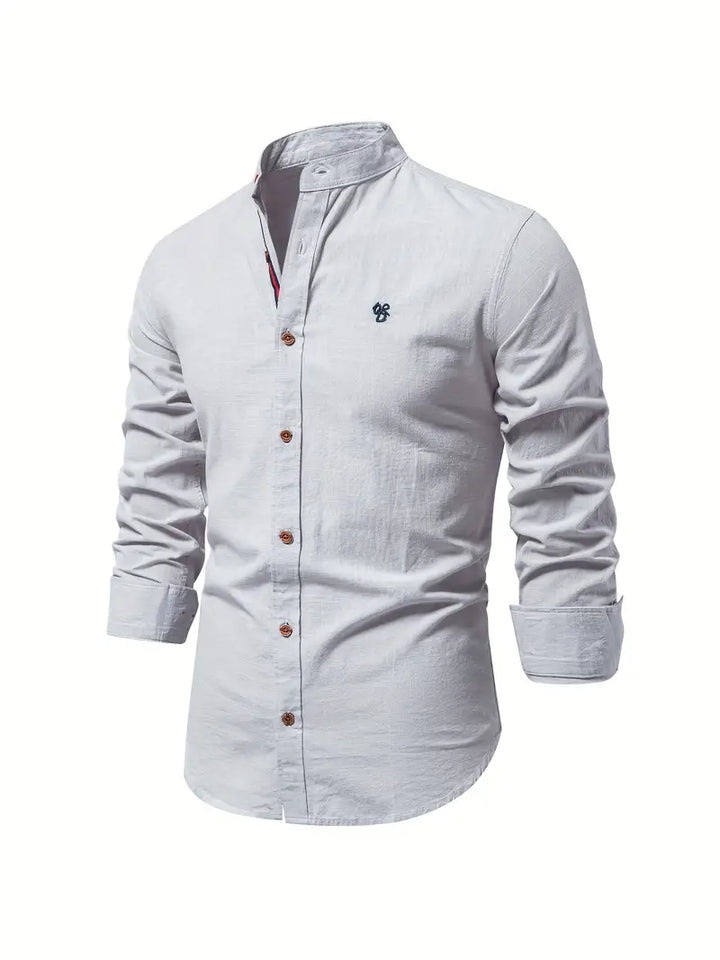Camicia da uomo per l'uso quotidiano e le occasioni eleganti