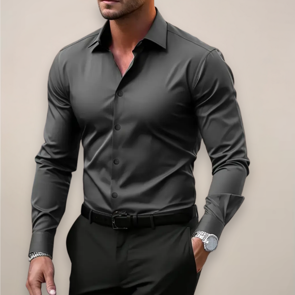 Camicia da uomo per occasioni eleganti e l'uso quotidiano