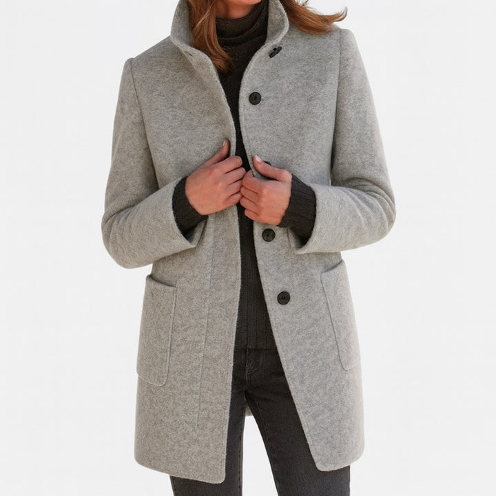Cappotto da donna con collo alto grigio