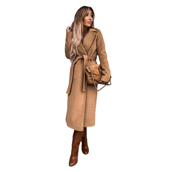 Cappotto Donna Lungo dalla Linea Elegante