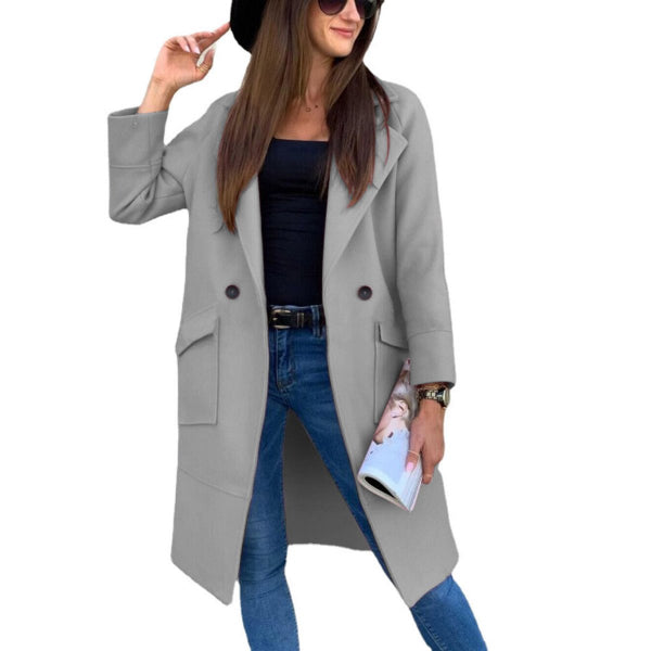 Cappotto Donna Lungo dalla Linea Raffinata