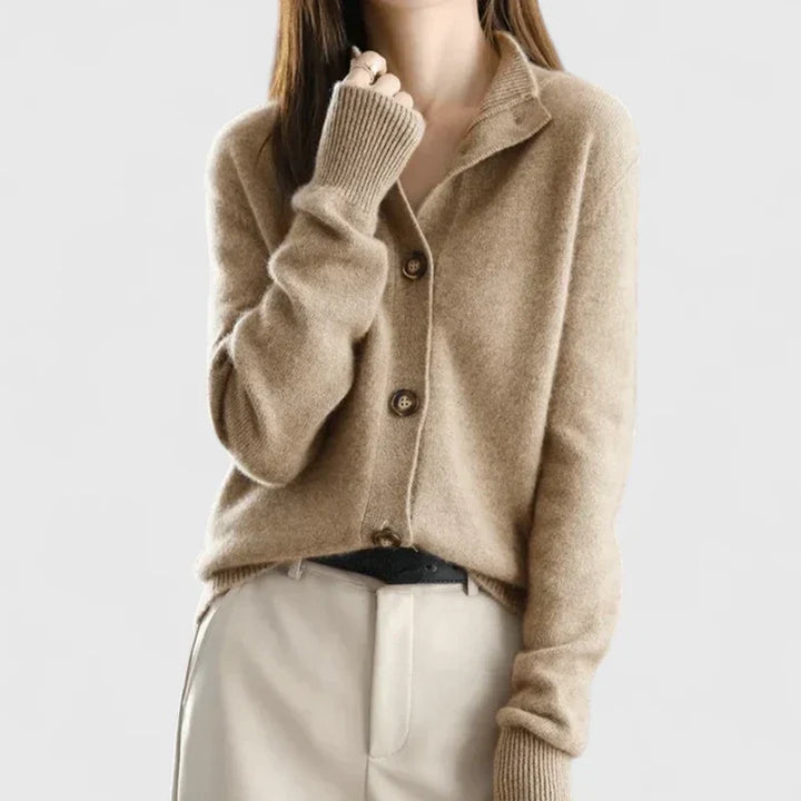 Cardigan da donna con colletto e bottoni tortora – vista frontale