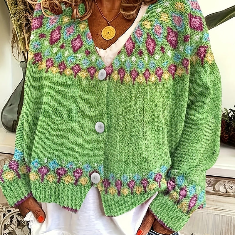 Cardigan da donna con motivo nordico verde – indossato da vicino