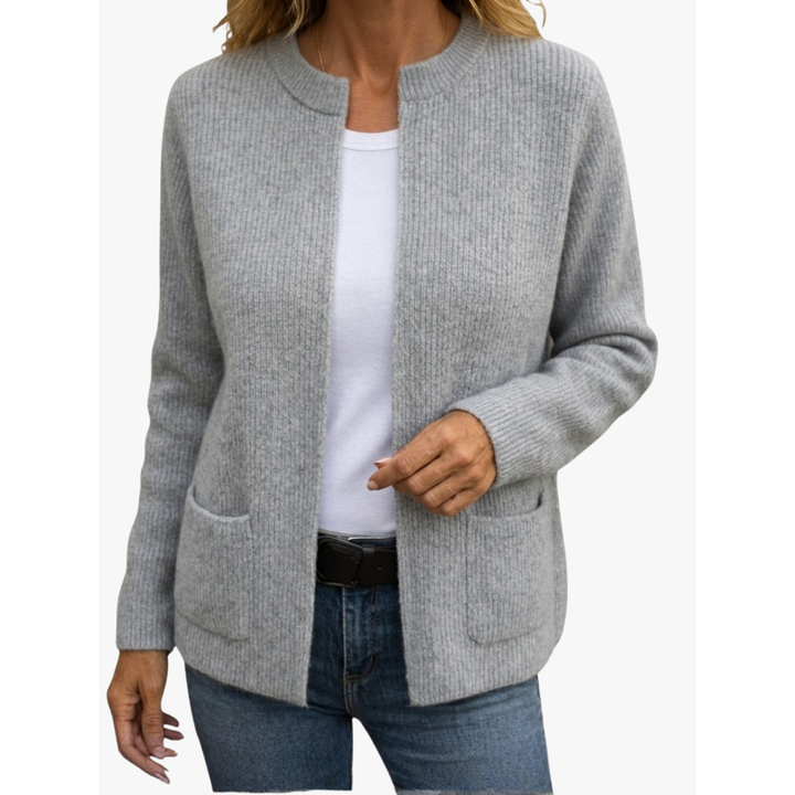 Cardigan da donna grigio in maglia con tasche frontali – vista frontale
