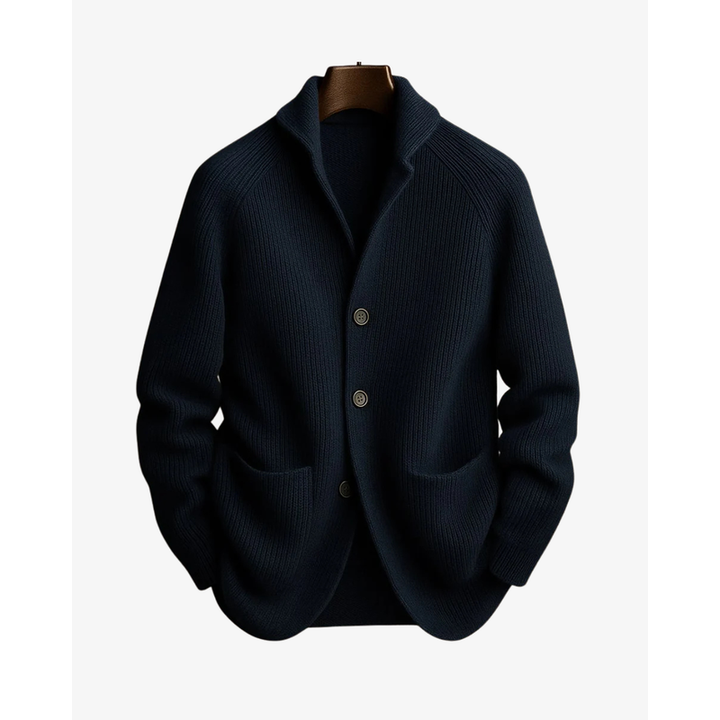 Cardigan sartoriale da uomo con bottoni e tasche blu navy – vista frontale