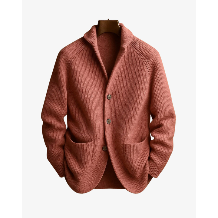 Cardigan sartoriale da uomo con bottoni e tasche rosa – vista frontale