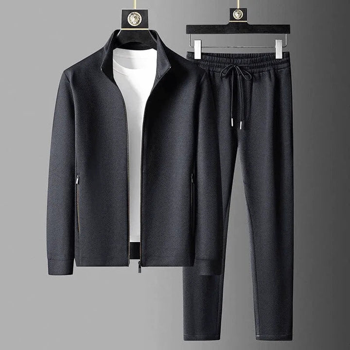 Completo da uomo con giacca e pantaloni per tempo libero