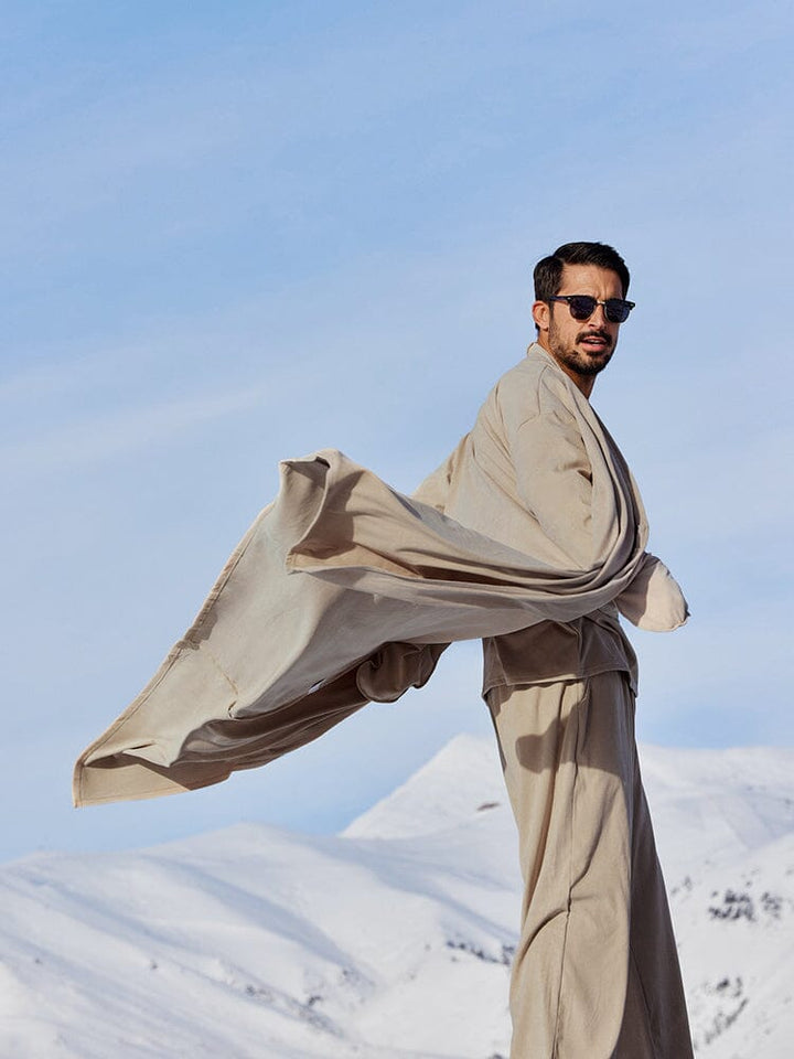 Completo da uomo per tempo libero e giornate quotidiane