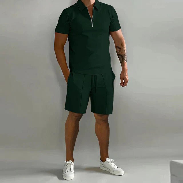 Completo da uomo per uso quotidiano
