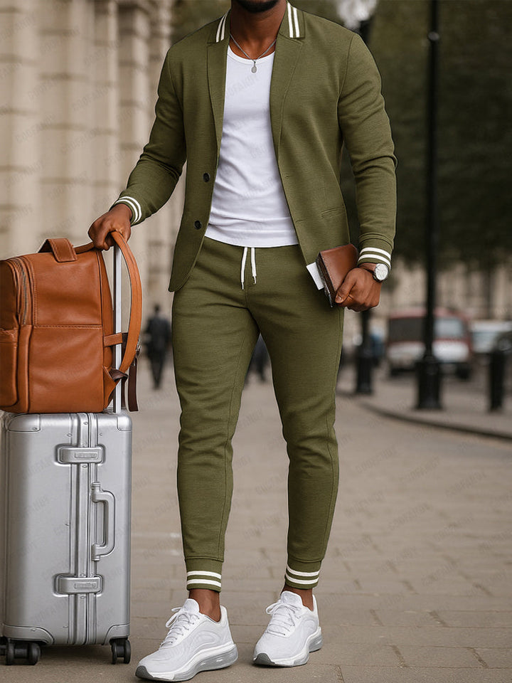 Completo da uomo per viaggi e giornate in città