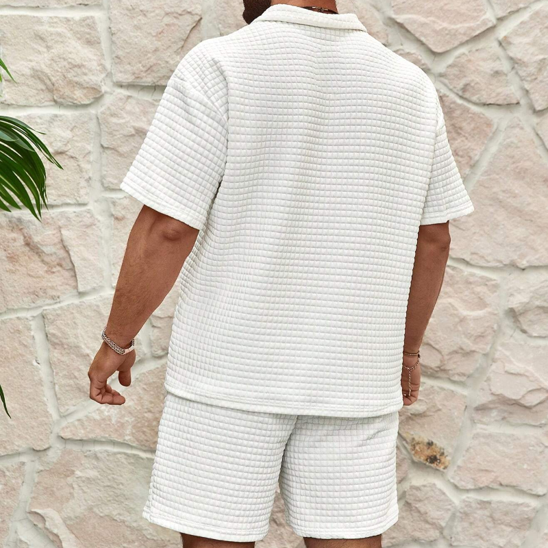 Completo da uomo per weekend e passeggiate estive