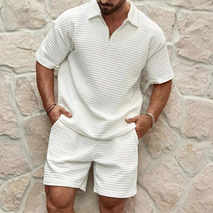 Completo da uomo per weekend e passeggiate estive