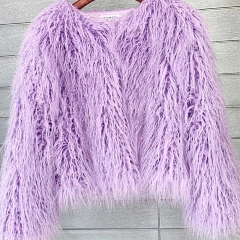 Giacca corta da donna effetto pelliccia lavanda a pelo lungo