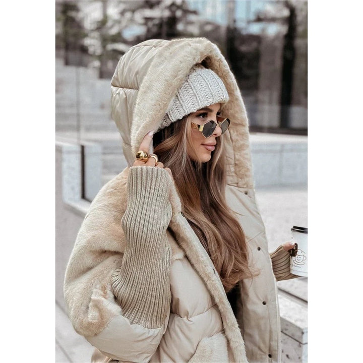 Giacca oversize da donna effetto pelliccia con cappuccio – dettaglio 5