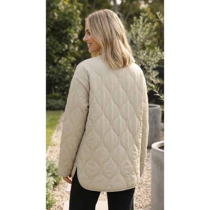 Giacca trapuntata donna beige – vista posteriore