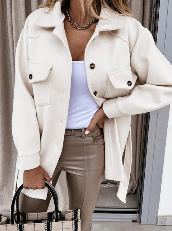 Lange Damenjacke mit Vordertaschen für den Herbst