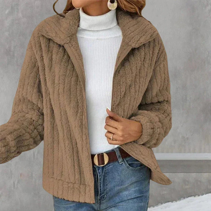 Giacca Donna con Cappuccio per Giornate Fredde