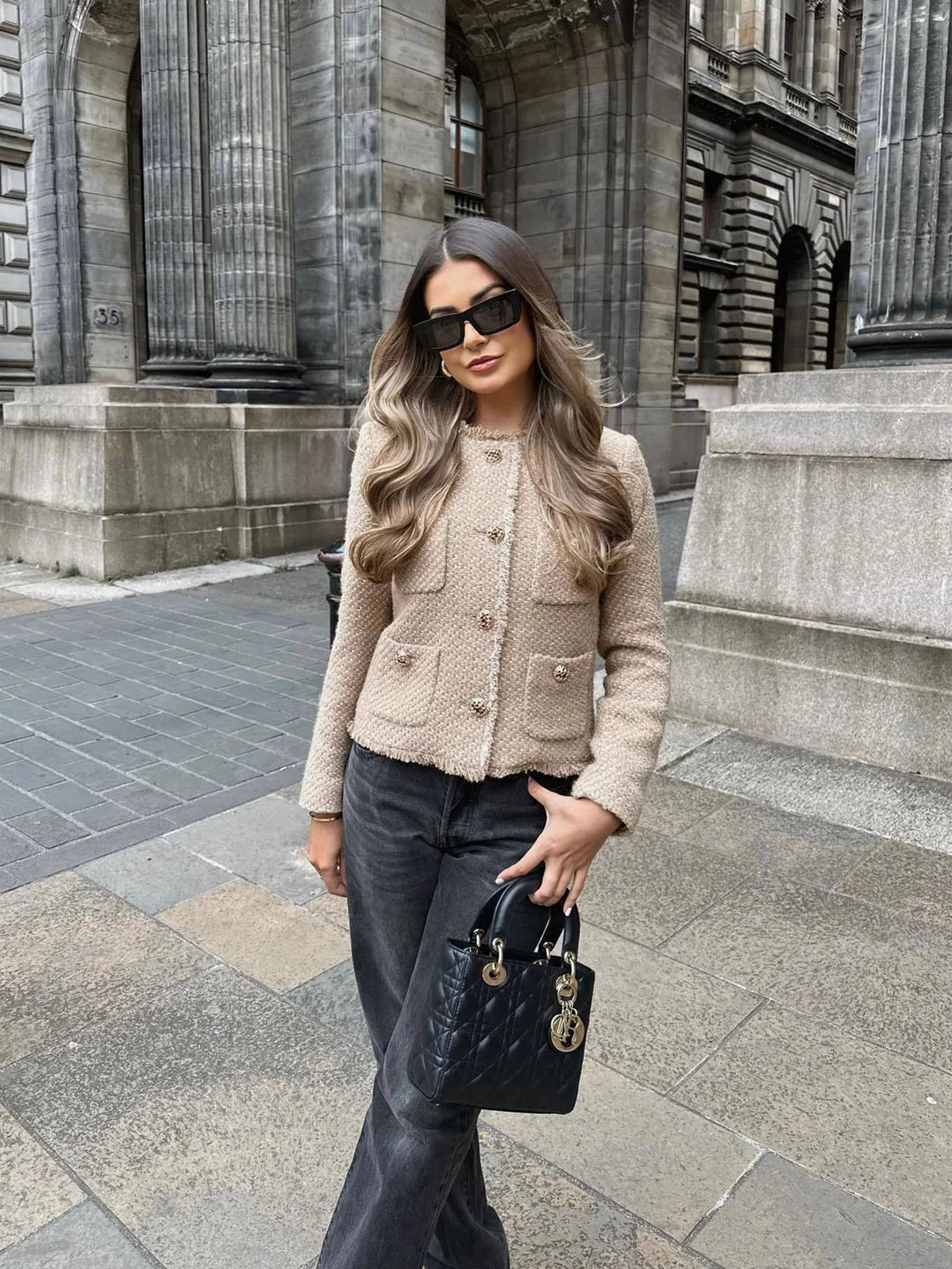 Giacca Donna dallo Stile Raffinato