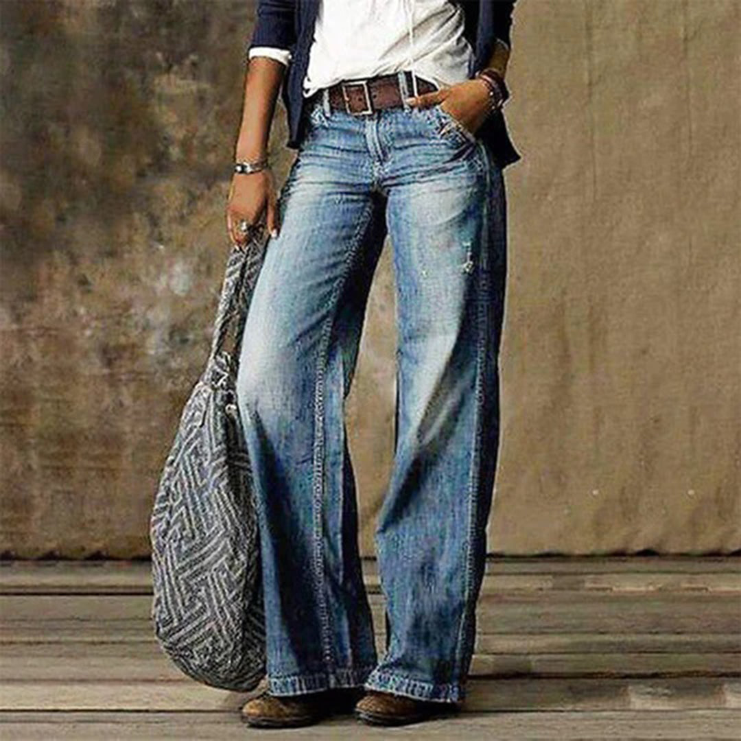 Jeans da donna a gamba ampia per l'uso quotidiano