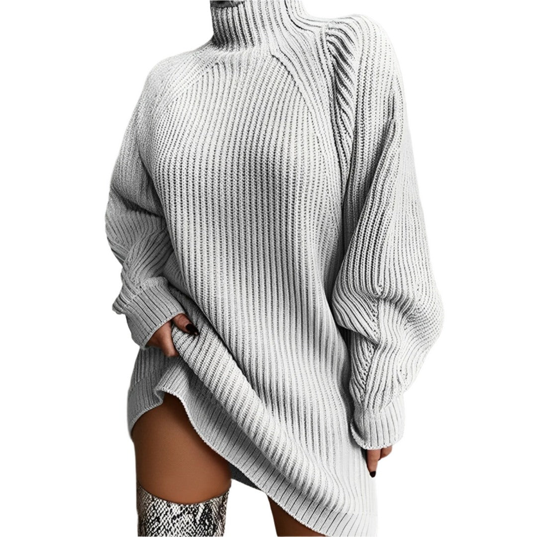 Maglione Donna Lungo a Coste con Collo Alto e Taglio Oversize in grigio chiaro