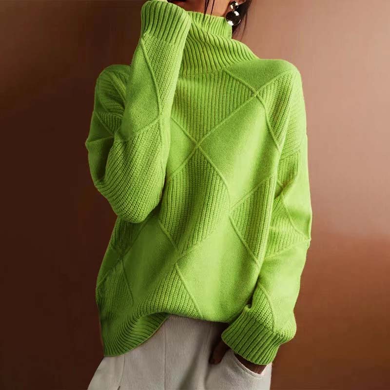 Maglione donna a collo alto verde lime – vista laterale