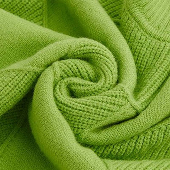 Dettaglio della maglia a coste verde lime