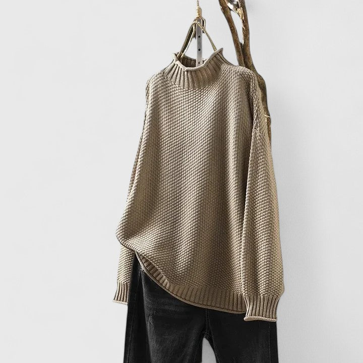 Maglione donna a collo alto dalla linea ampia cachi