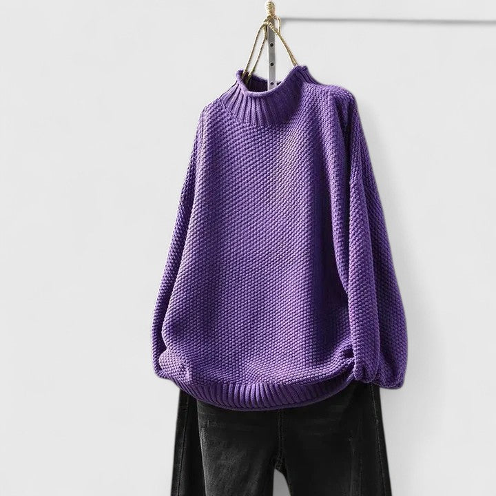 Maglione donna a collo alto dalla linea ampia viola