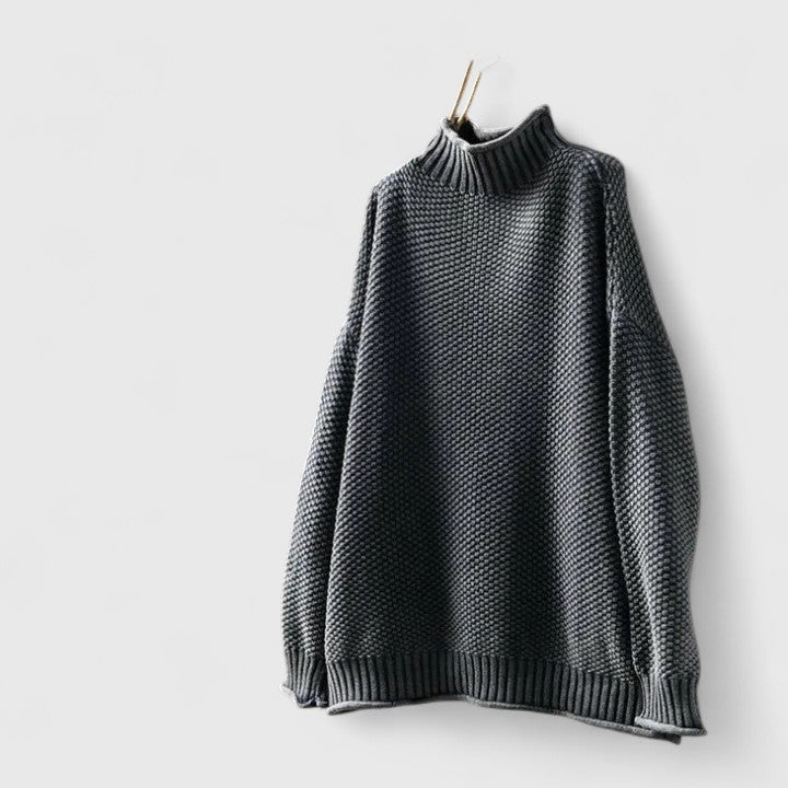 Maglione donna a collo alto dalla linea ampia grigio