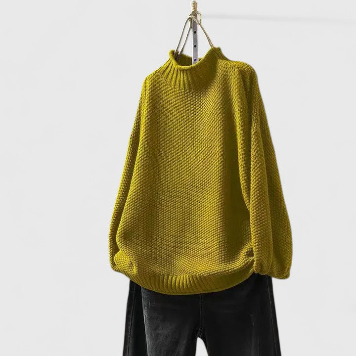 Maglione donna a collo alto dalla linea ampia giallo