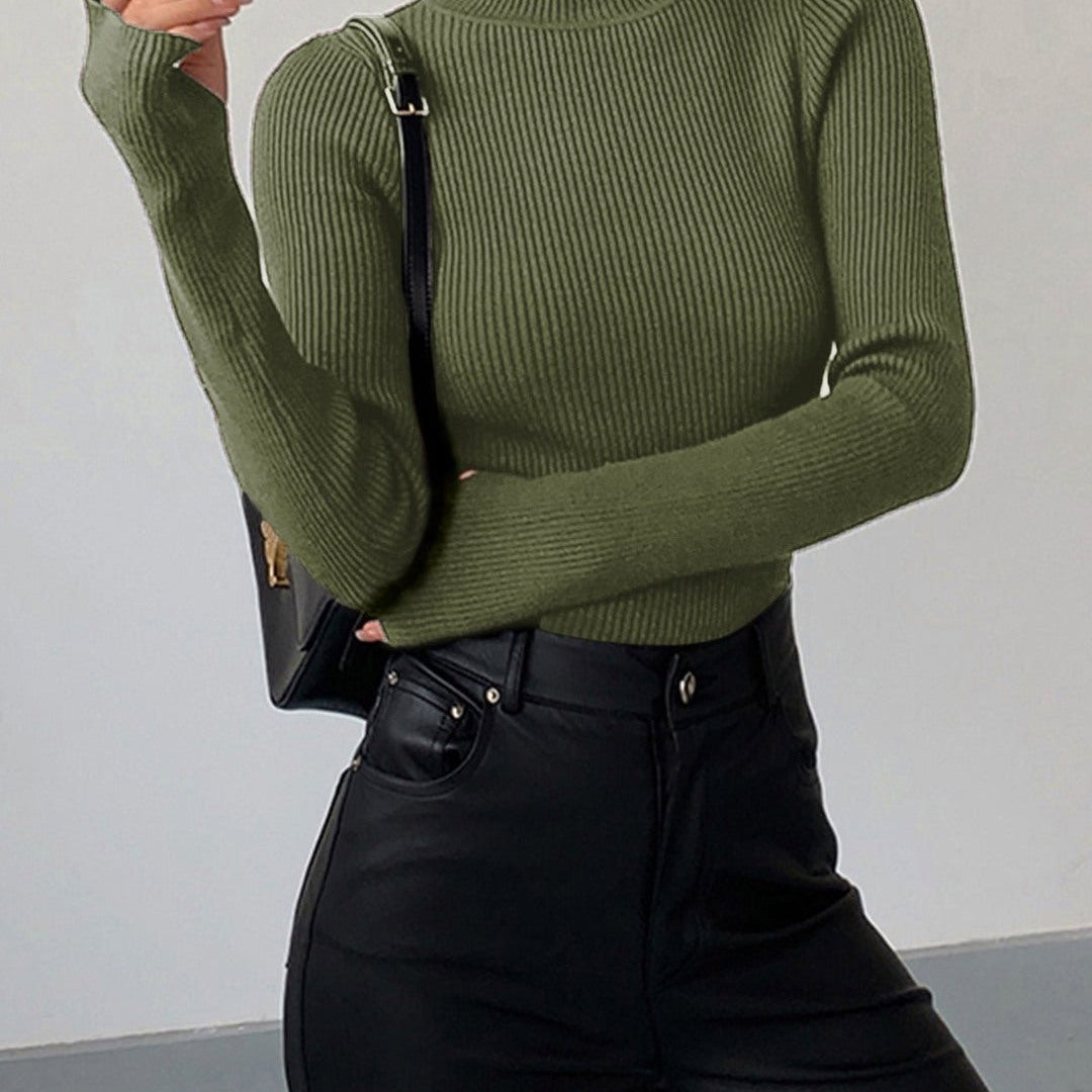 Maglione Donna a Coste con Collo Alto Aderente in verde oliva