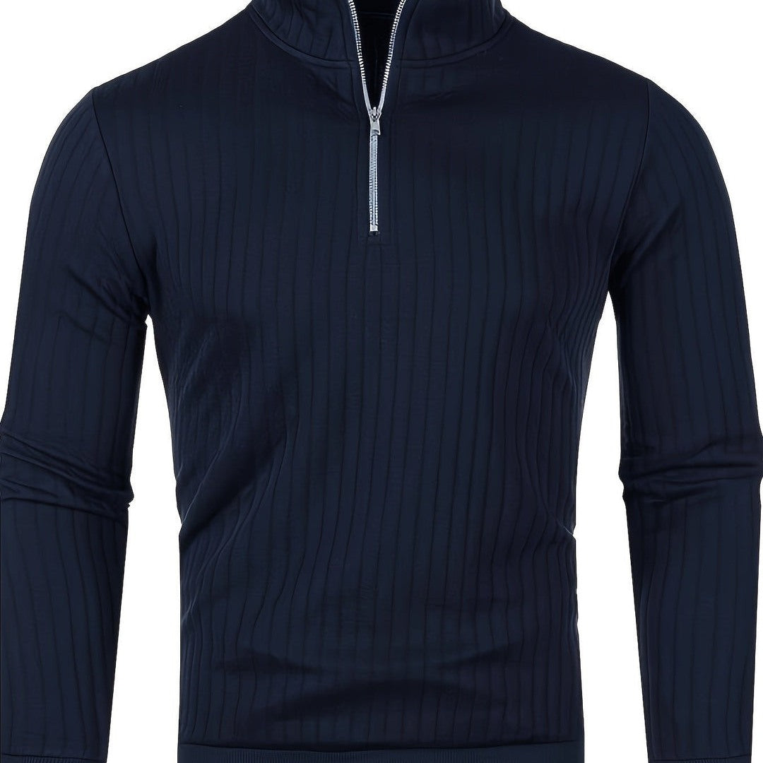 Maglione Uomo a Coste con Collo Alto e Mezza Zip in blu navy, vista piatta con zip