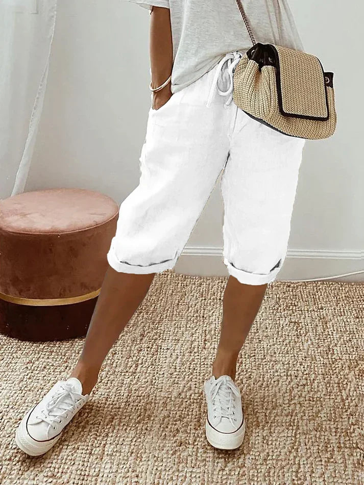 Pantaloni capri da donna per uso quotidiano