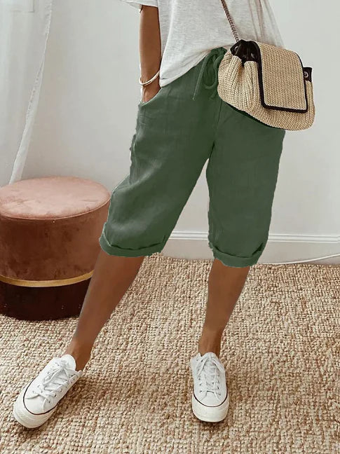 Pantaloni capri da donna per uso quotidiano