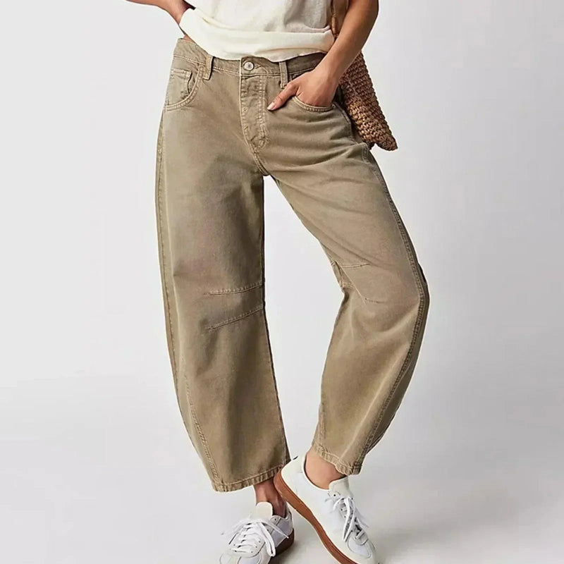 Pantaloni da donna per l'uso quotidiano e il tempo libero