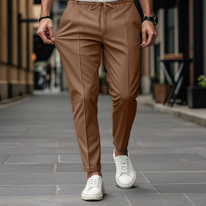 Pantaloni da uomo per occasioni quotidiane