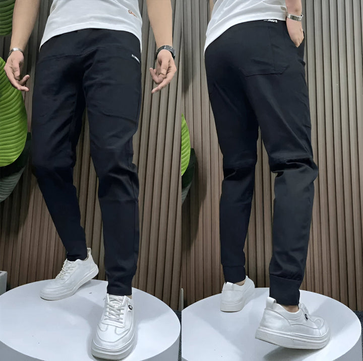 Pantaloni jogger da uomo con tasche utility