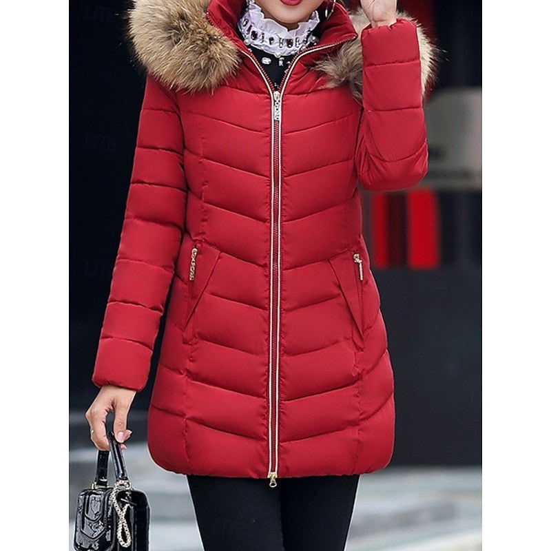 Piumino donna rosso con cappuccio – vista frontale