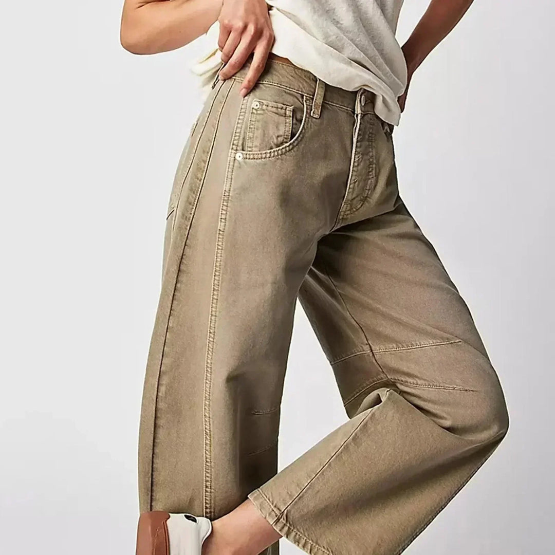 Pantaloni da donna per l'uso quotidiano e il tempo libero
