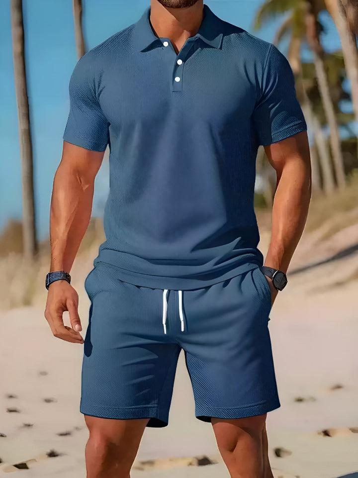 Set estivo da uomo con polo e pantaloncini
