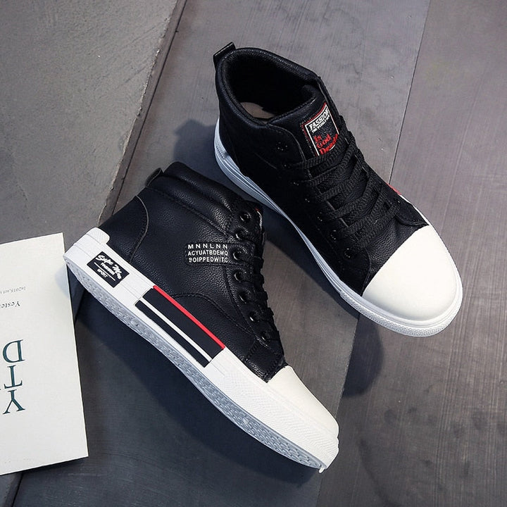 Sneakers alte da uomo con lacci per uso quotidiano