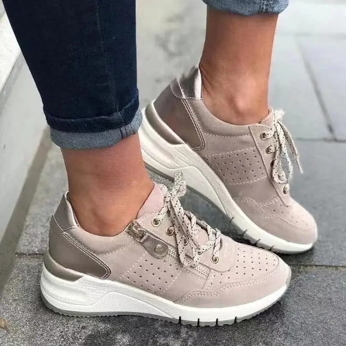 Sneakers da donna con lacci per uso quotidiano