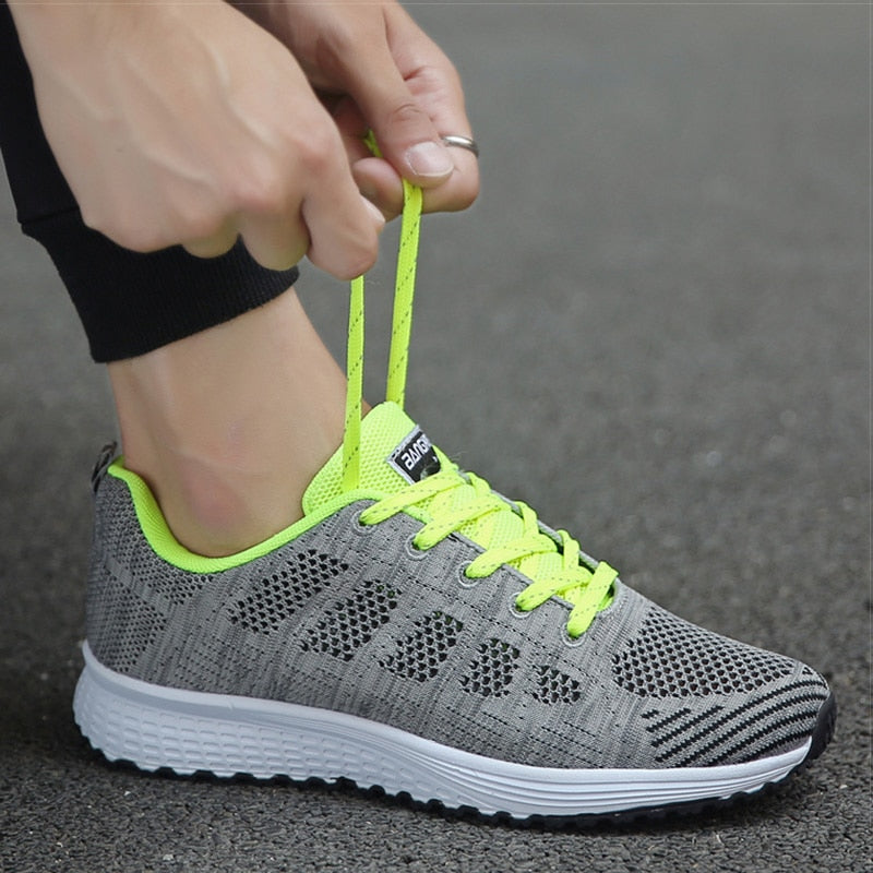 Sneakers da donna per le attività quotidiane