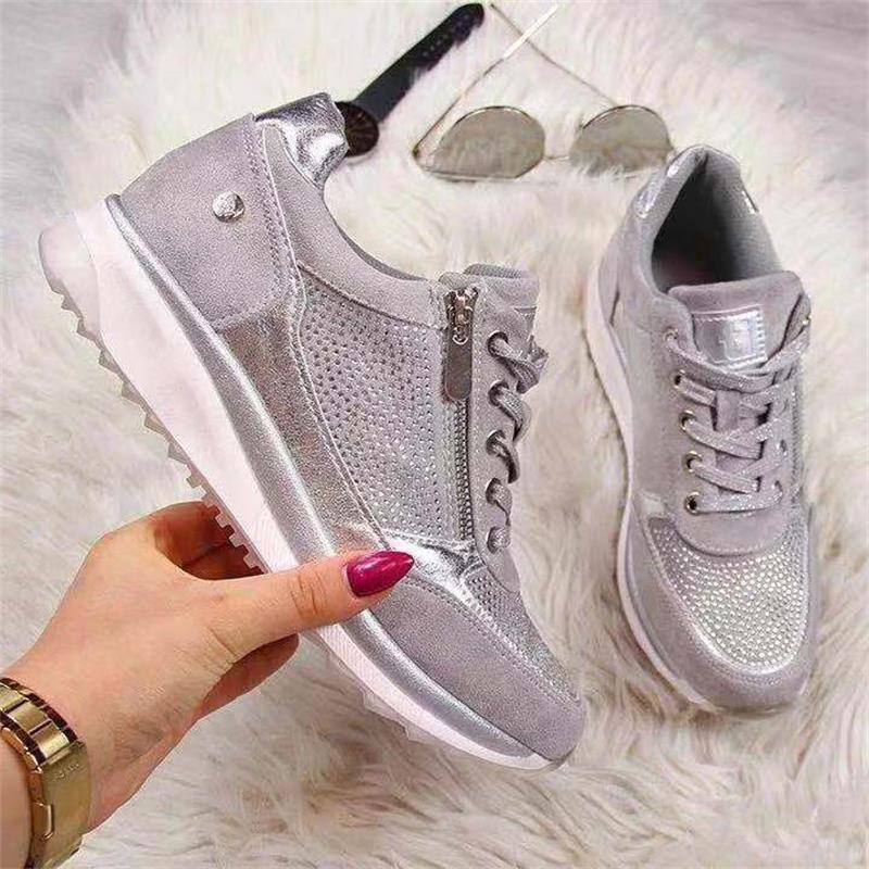 Sneakers da donna per le attività quotidiane 