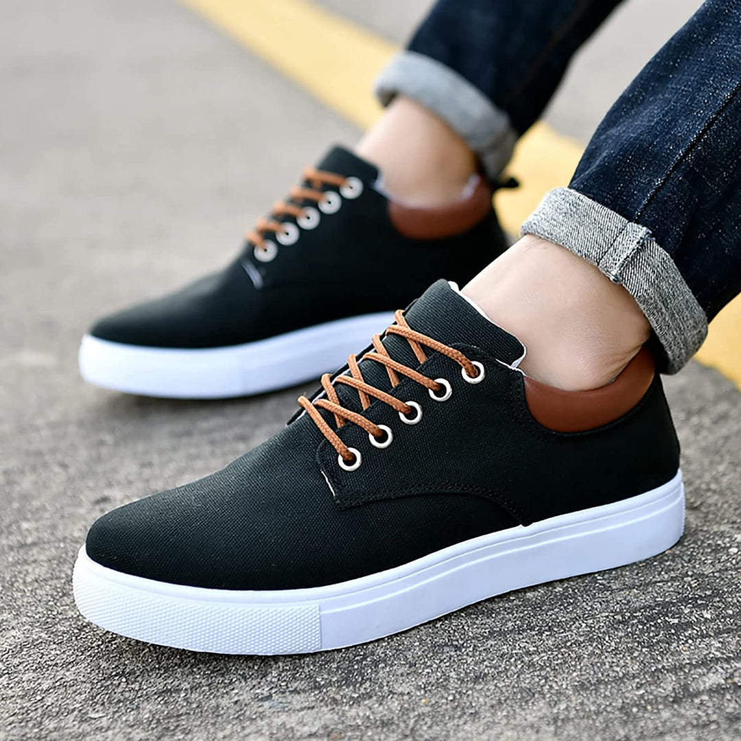 Sneakers da uomo con lacci per uso quotidiano