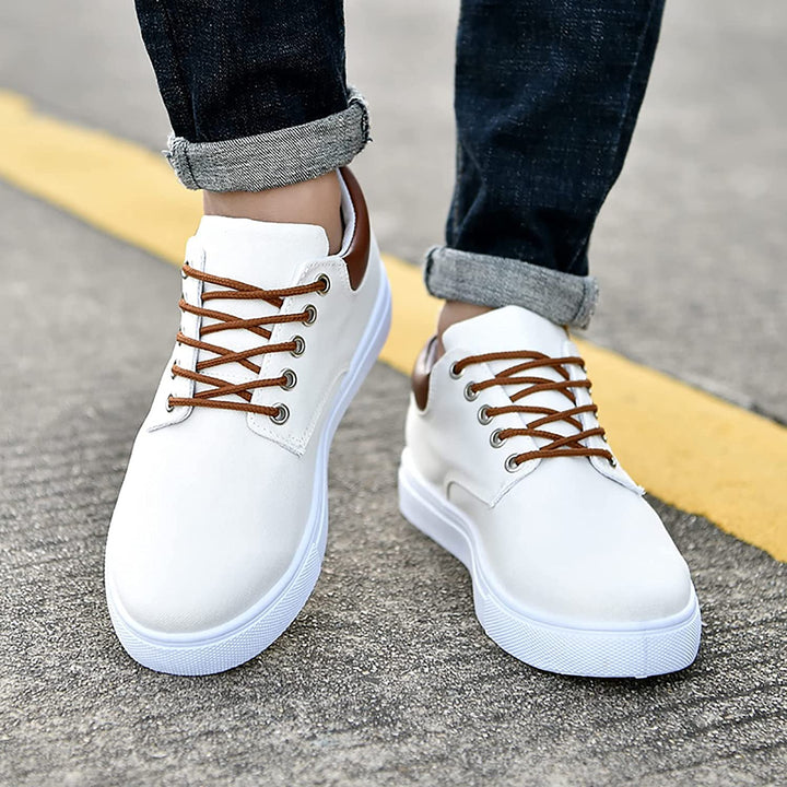 Sneakers da uomo con lacci per uso quotidiano