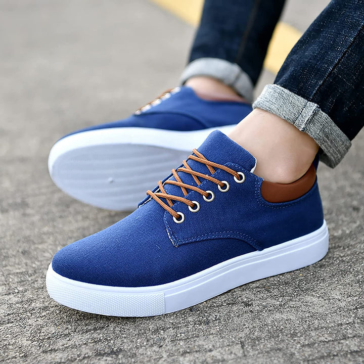 Sneakers da uomo con lacci per uso quotidiano