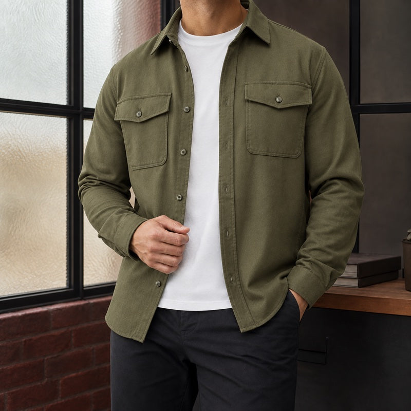 Sovracamicia da uomo con taschini sul petto verde militare